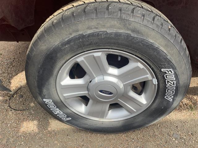 2004 Ford F-150 XLT/FX4/Lariat 2004 Ford F-150 XLT/FX4/Lariat