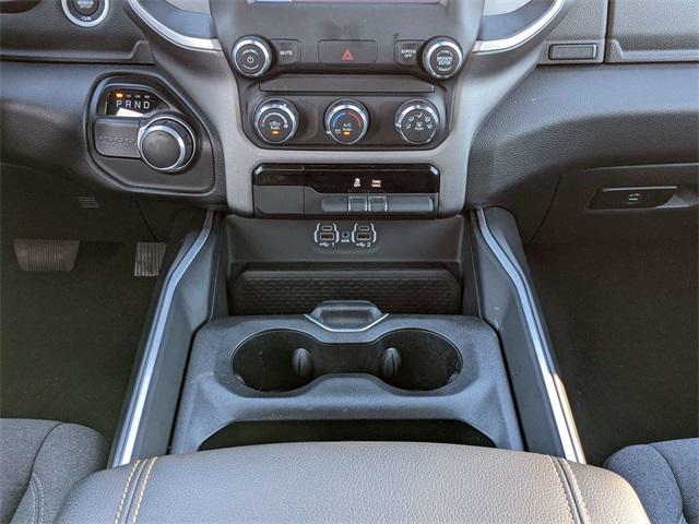 2022 Ram 1500 BIG HORN rwd 27