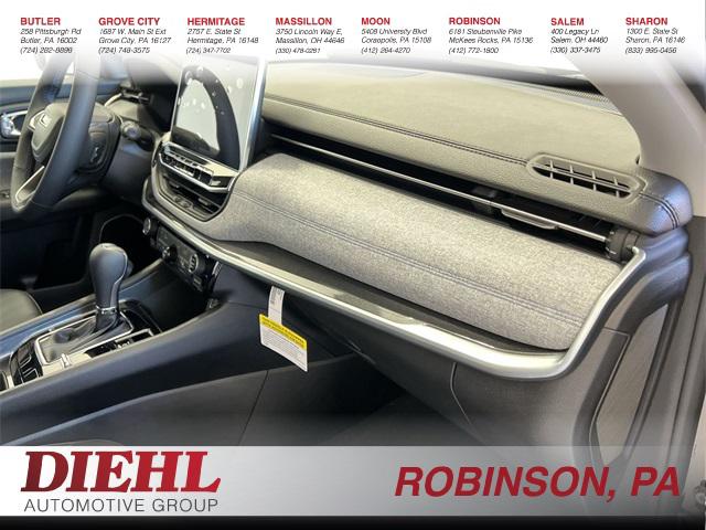 2022 Jeep Compass COMPASS LATITUDE 4X4