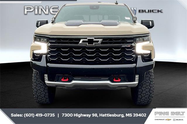 2022 Chevrolet Silverado 1500 4WD Crew Cab Short Bed ZR2