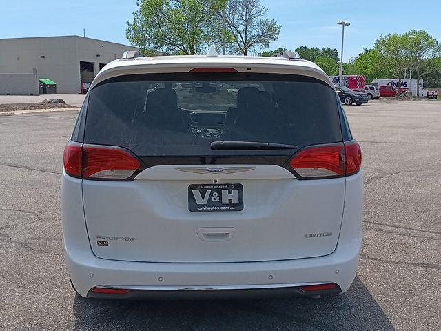 2018 Chrysler Pacifica Limited