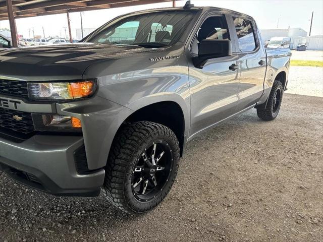 2021 Chevrolet Silverado 1500 4WD Crew Cab Short Bed Custom