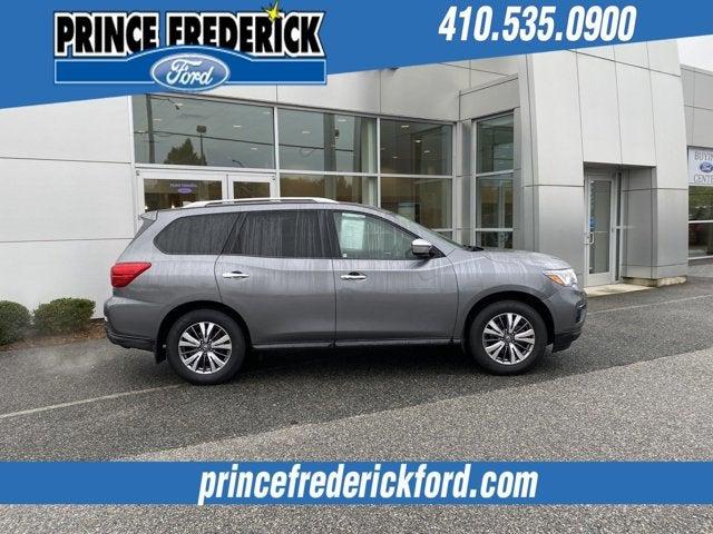 2019 Nissan Pathfinder S 2019 Nissan Pathfinder S