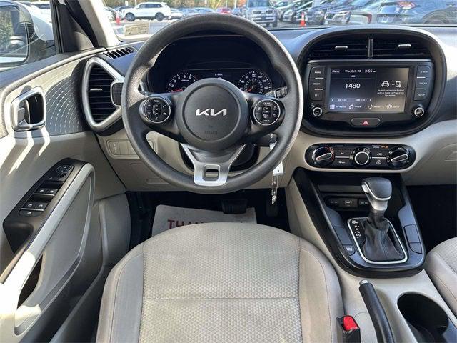 2022 Kia Soul LX 2022 Kia Soul LX