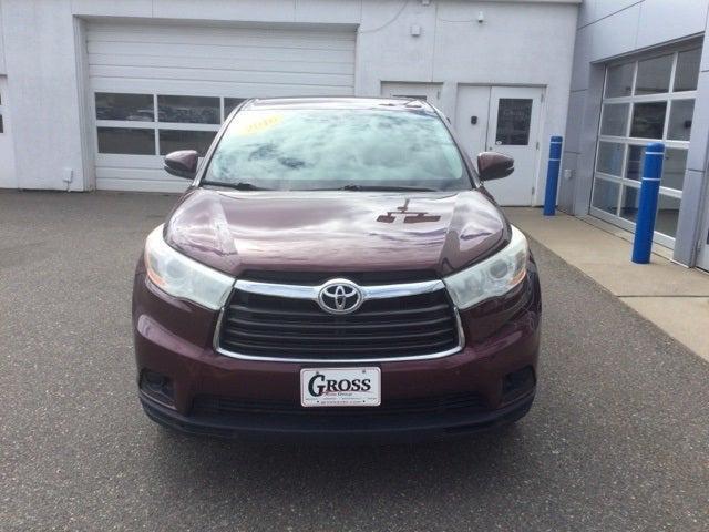 2016 Toyota Highlander LE V6