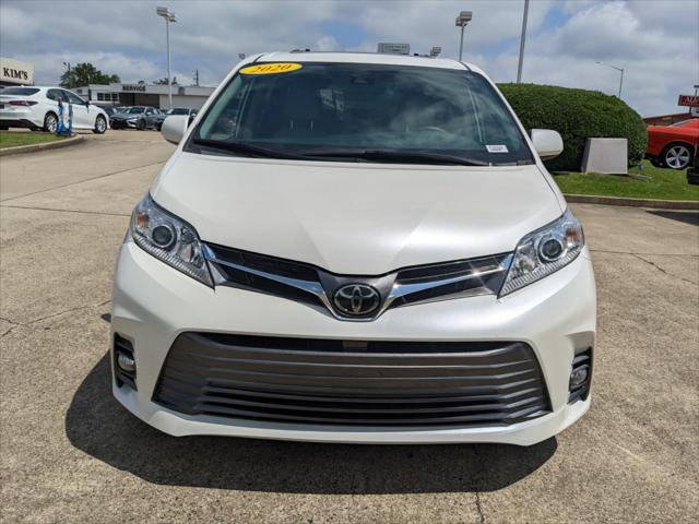 2020 Toyota Sienna XLE