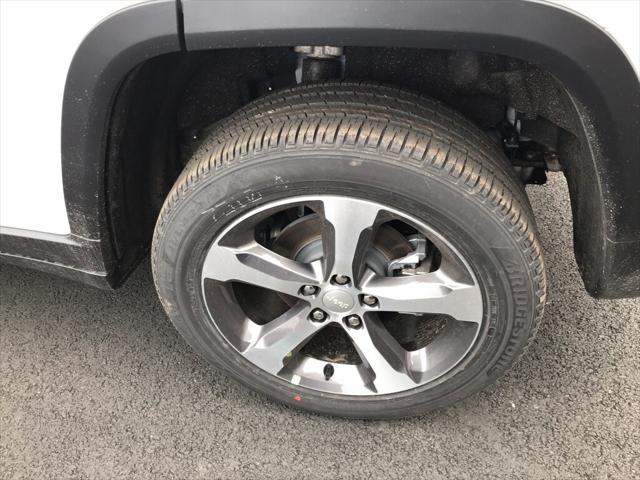 2023 Jeep Grand Cherokee GRAND CHEROKEE LIMITED 4X4