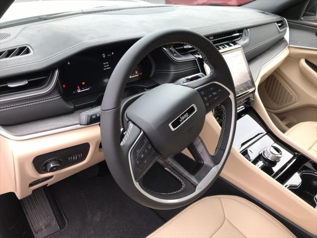 2023 Jeep Grand Cherokee GRAND CHEROKEE LIMITED 4X4