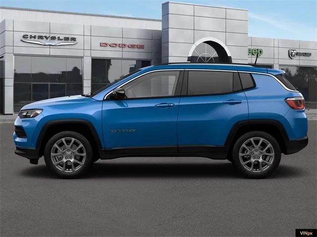 2022 Jeep Compass COMPASS LATITUDE LUX 4X4