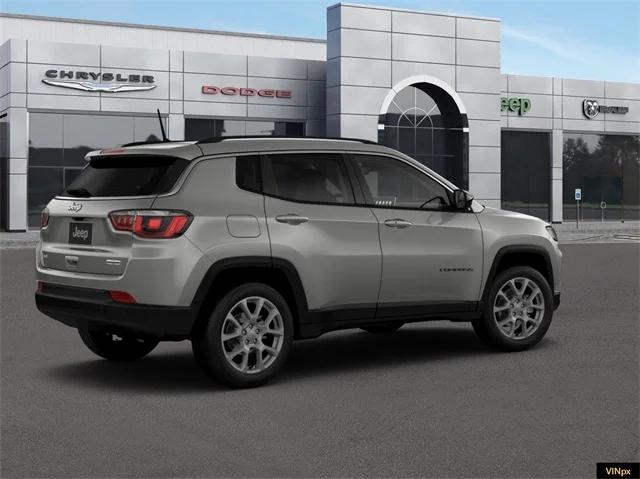 2022 Jeep Compass COMPASS LATITUDE LUX 4X4