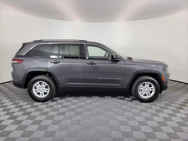 2023 Jeep Grand Cherokee GRAND CHEROKEE LAREDO 4X4