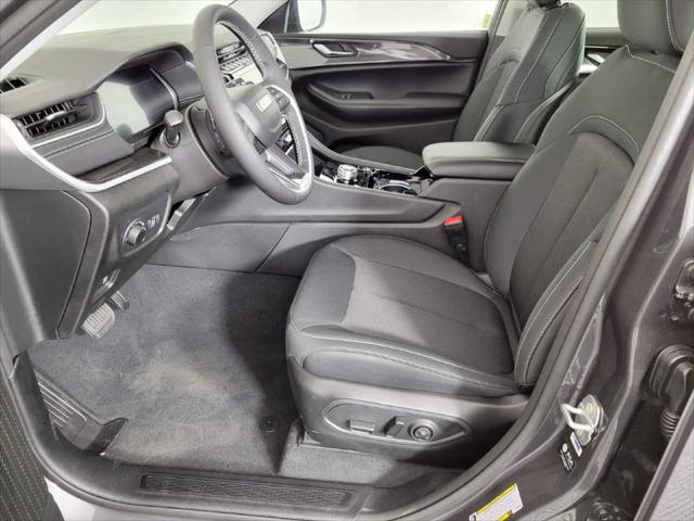 2023 Jeep Grand Cherokee GRAND CHEROKEE LAREDO 4X4