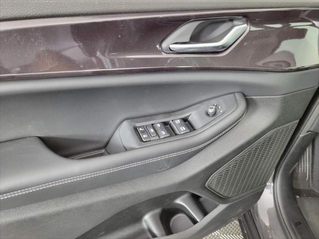2023 Jeep Grand Cherokee GRAND CHEROKEE LAREDO 4X4