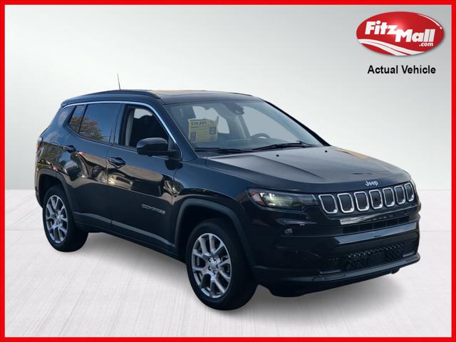 2022 Jeep Compass COMPASS LATITUDE LUX 4X4