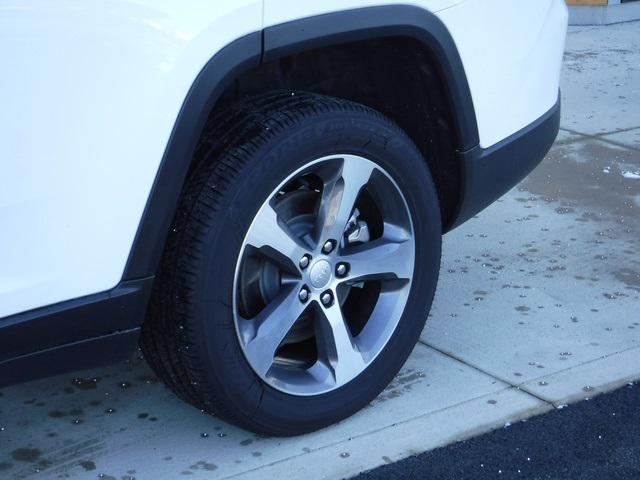 2023 Jeep Grand Cherokee GRAND CHEROKEE L LIMITED 4X4