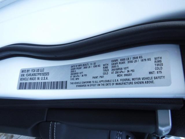 2023 Jeep Grand Cherokee GRAND CHEROKEE L LIMITED 4X4