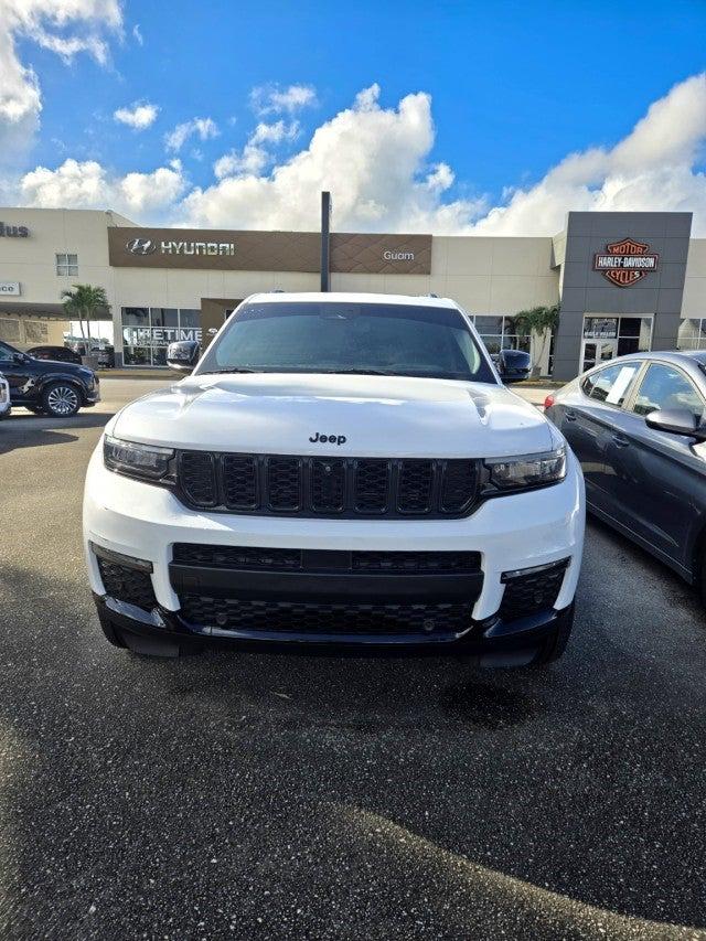 2023 Jeep Grand Cherokee GRAND CHEROKEE L LIMITED 4X4