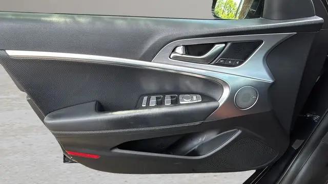 2021 Genesis G70 3.3T RWD