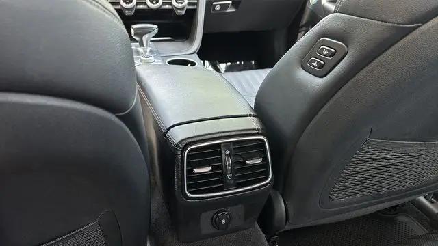 2021 Genesis G70 3.3T RWD