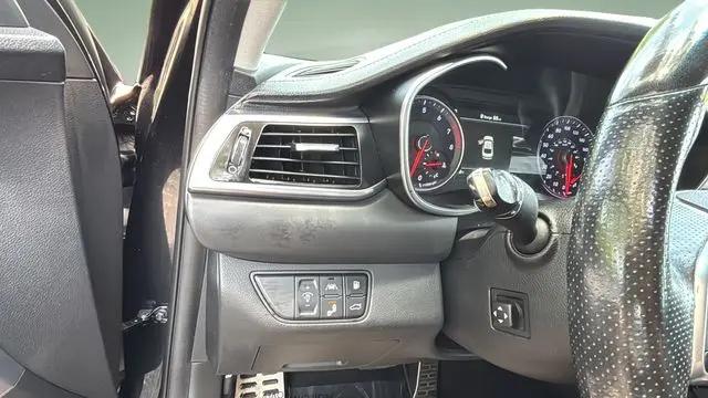 2021 Genesis G70 3.3T RWD