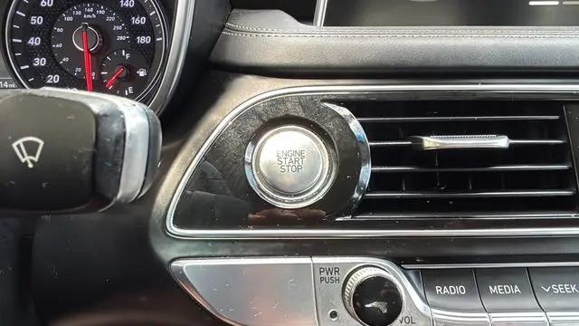 2021 Genesis G70 3.3T RWD