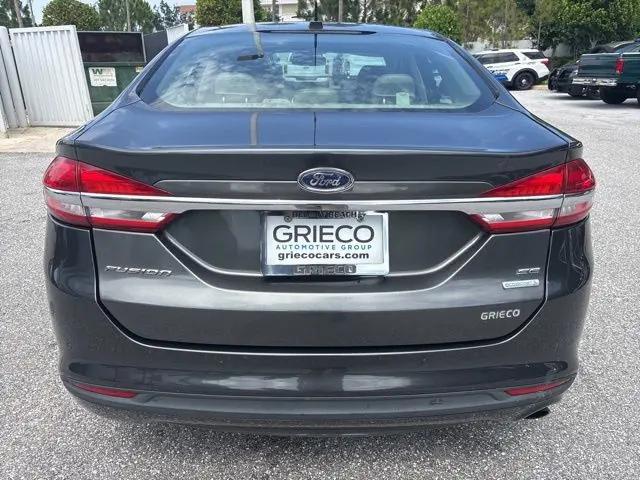 2017 Ford Fusion SE