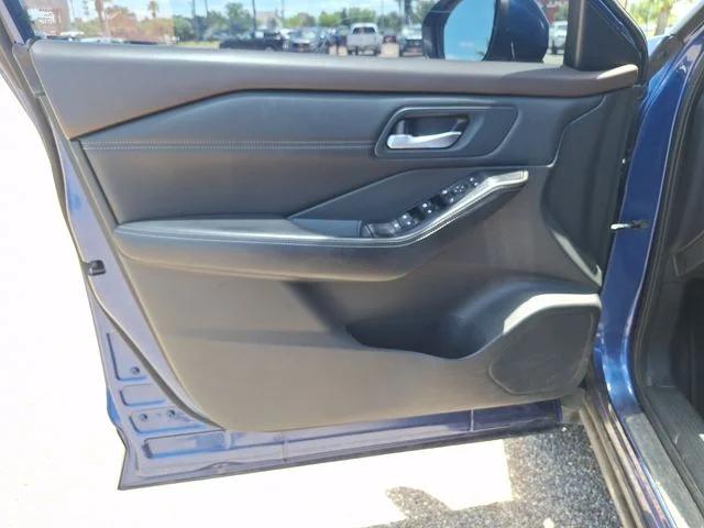 2022 Nissan Rogue SV FWD