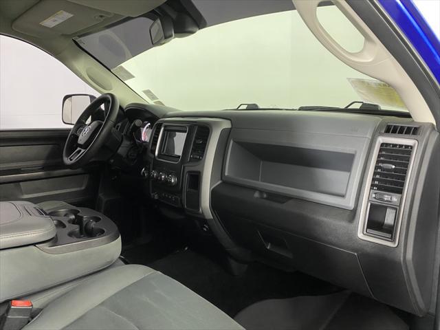 2017 RAM 2500 Tradesman Crew Cab 4x4 64 Box