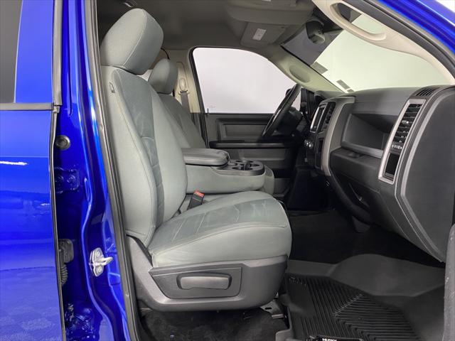 2017 RAM 2500 Tradesman Crew Cab 4x4 64 Box