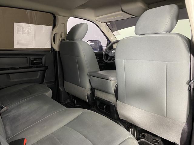 2017 RAM 2500 Tradesman Crew Cab 4x4 64 Box