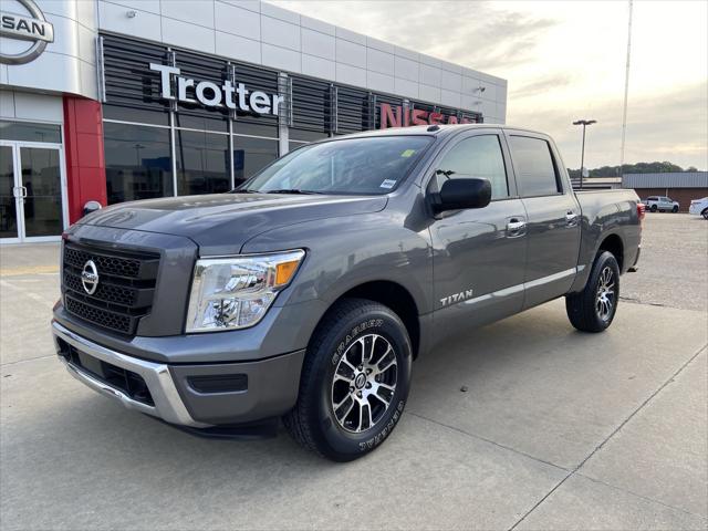 2021 Nissan TITAN Crew Cab SV 4x4