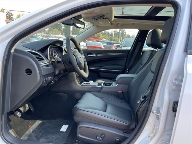 2022 Chrysler Chrysler 300 300 TOURING L