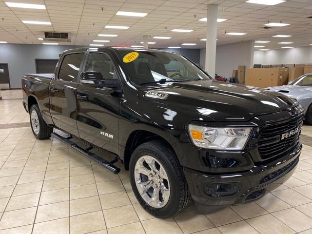 2019 RAM 1500 Big Horn/Lone Star Crew Cab 4x4 64 Box