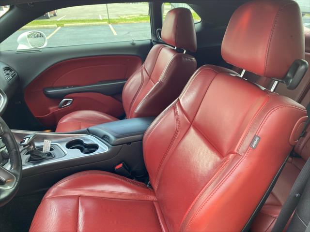 Used 2019 Dodge Challenger SXT For Sale in Wilmington, OH