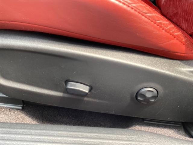 Used 2019 Dodge Challenger SXT For Sale in Wilmington, OH