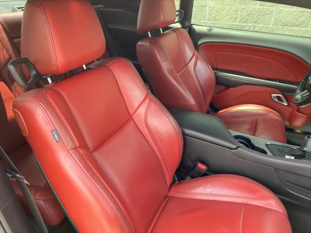 Used 2019 Dodge Challenger SXT For Sale in Wilmington, OH