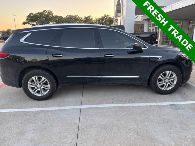 2020 Buick Enclave Essence 2020 Buick Enclave Essence