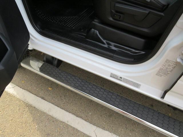 2022 Ram 3500 Tradesman/SLT/Laramie/Limited