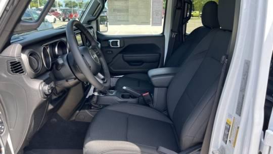 2022 Jeep Gladiator Sport S