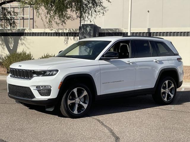 2023 Jeep Grand Cherokee GRAND CHEROKEE LIMITED 4X4