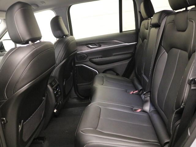 2022 Jeep New Grand Cherokee GRAND CHEROKEE LIMITED 4X2