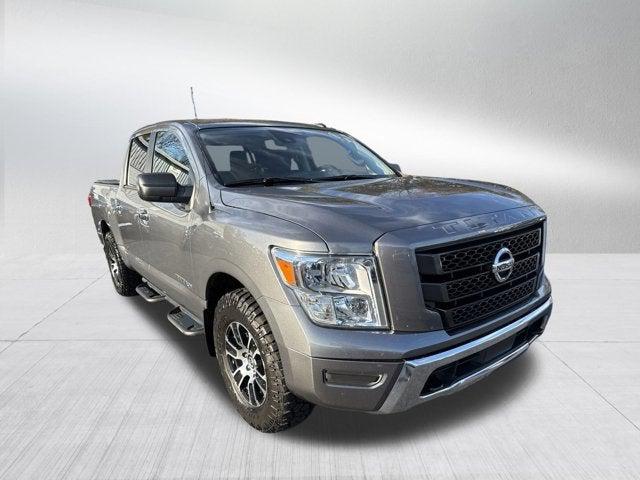 2021 Nissan TITAN Crew Cab SV 4x4