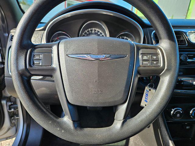 2014 Chrysler 200 LX
