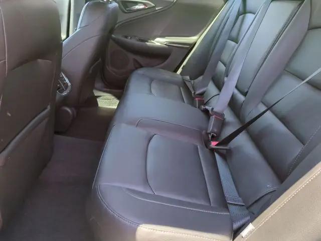 2017 Chevrolet Malibu 1LT