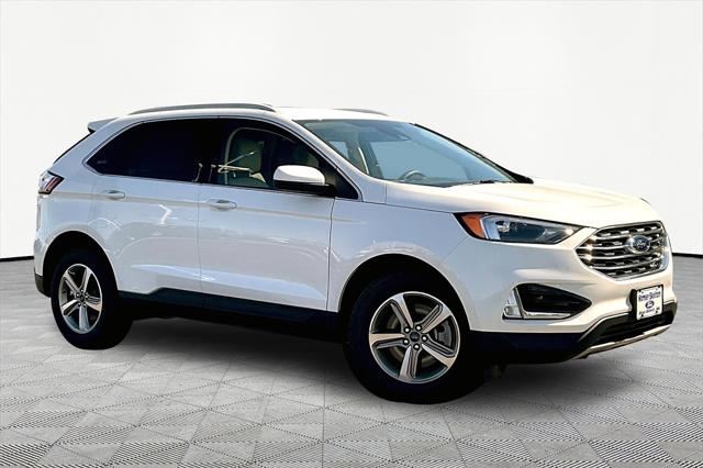 2022 Ford Edge SEL's photo