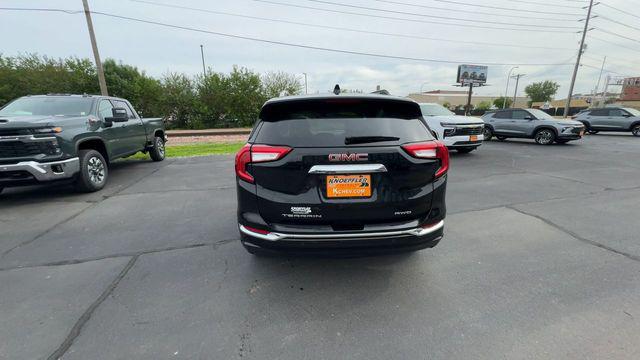 2022 GMC Terrain AWD Denali