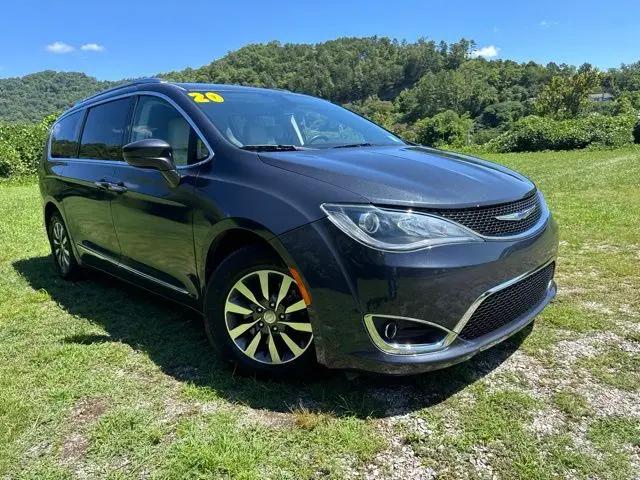 2020 Chrysler Pacifica Touring L Plus