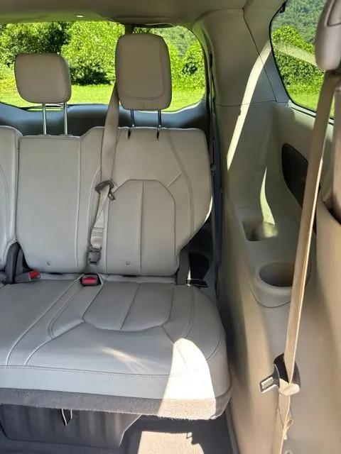 2020 Chrysler Pacifica Touring L Plus