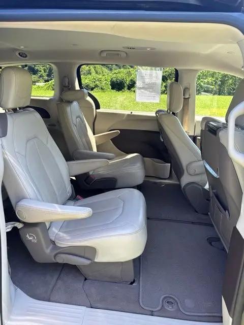 2020 Chrysler Pacifica Touring L Plus