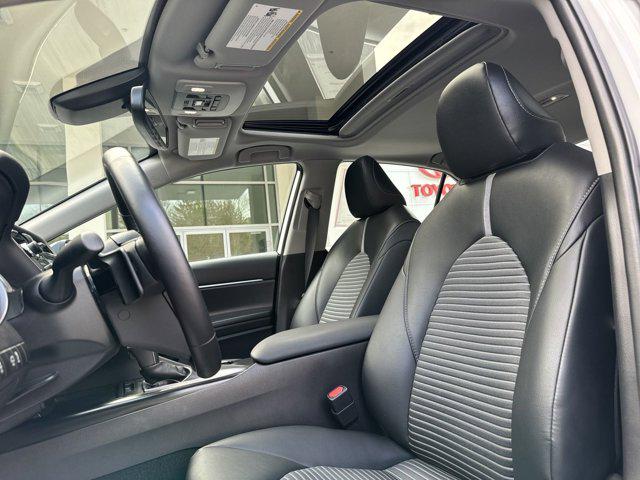 2019 Toyota Camry SE
